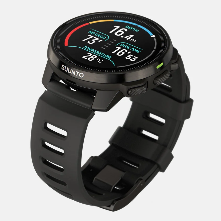 2-suunto-ocean-all-black-ss050982000-front-quarter-scuba-below-en-1280x1280px