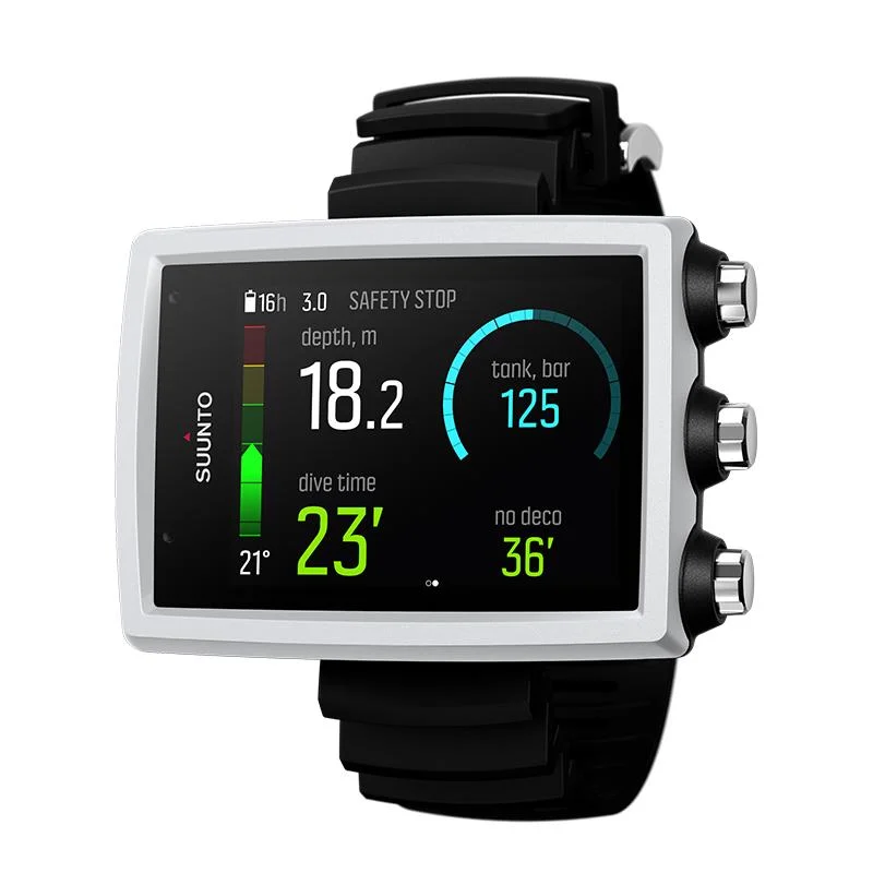 suunto-eon-core-white-perspective-tank-metric-01